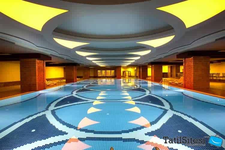 Royal Holiday Palace